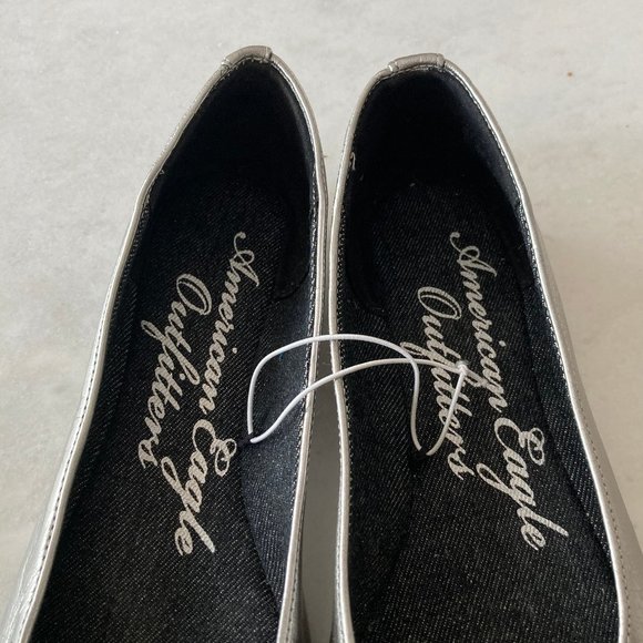 New! NWOT American Eagle Outfitters vegan leather pewter metallic ballet flats - Picture 5 of 9